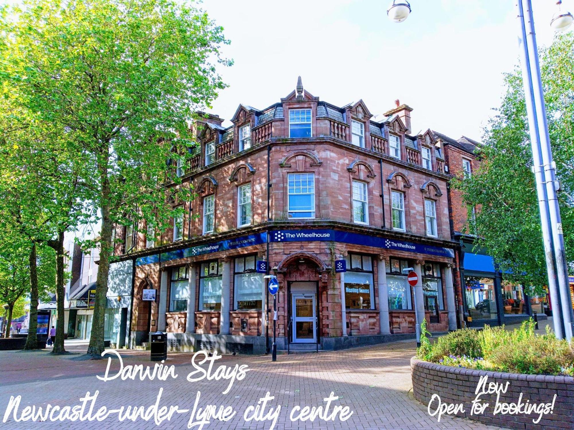 Darwin Stays - Service Accommodation In Newcastle Under Lyme City Centre Eksteriør bilde