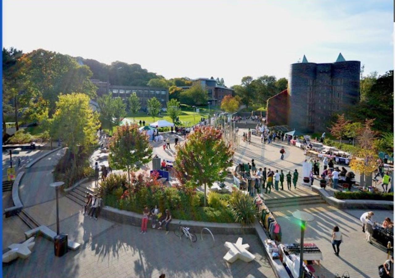 Darwin Stays - Service Accommodation In Newcastle Under Lyme City Centre Eksteriør bilde